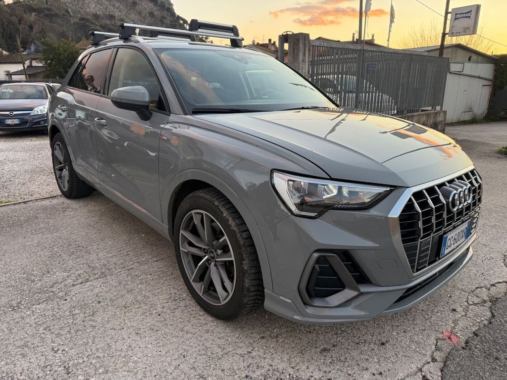 Image of Audi Q3