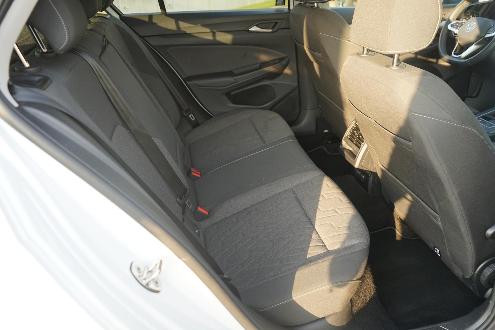 Volkswagen Golf 1.5 TSI Life LED Navi ACC Android Apple, миниатюра 11