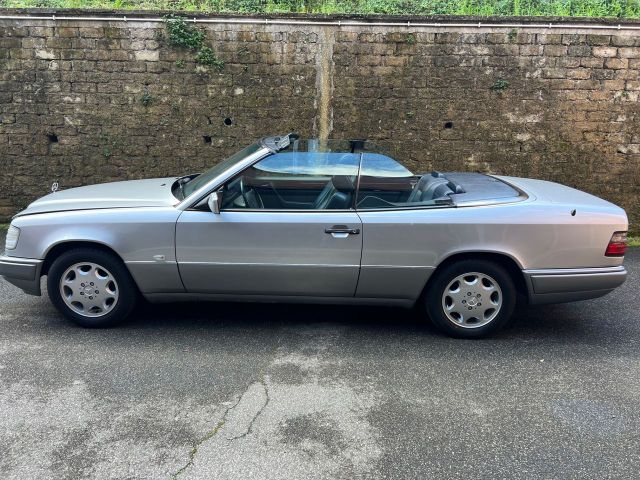 Mercedes-Benz Mercedes-benz 200 cabriolet