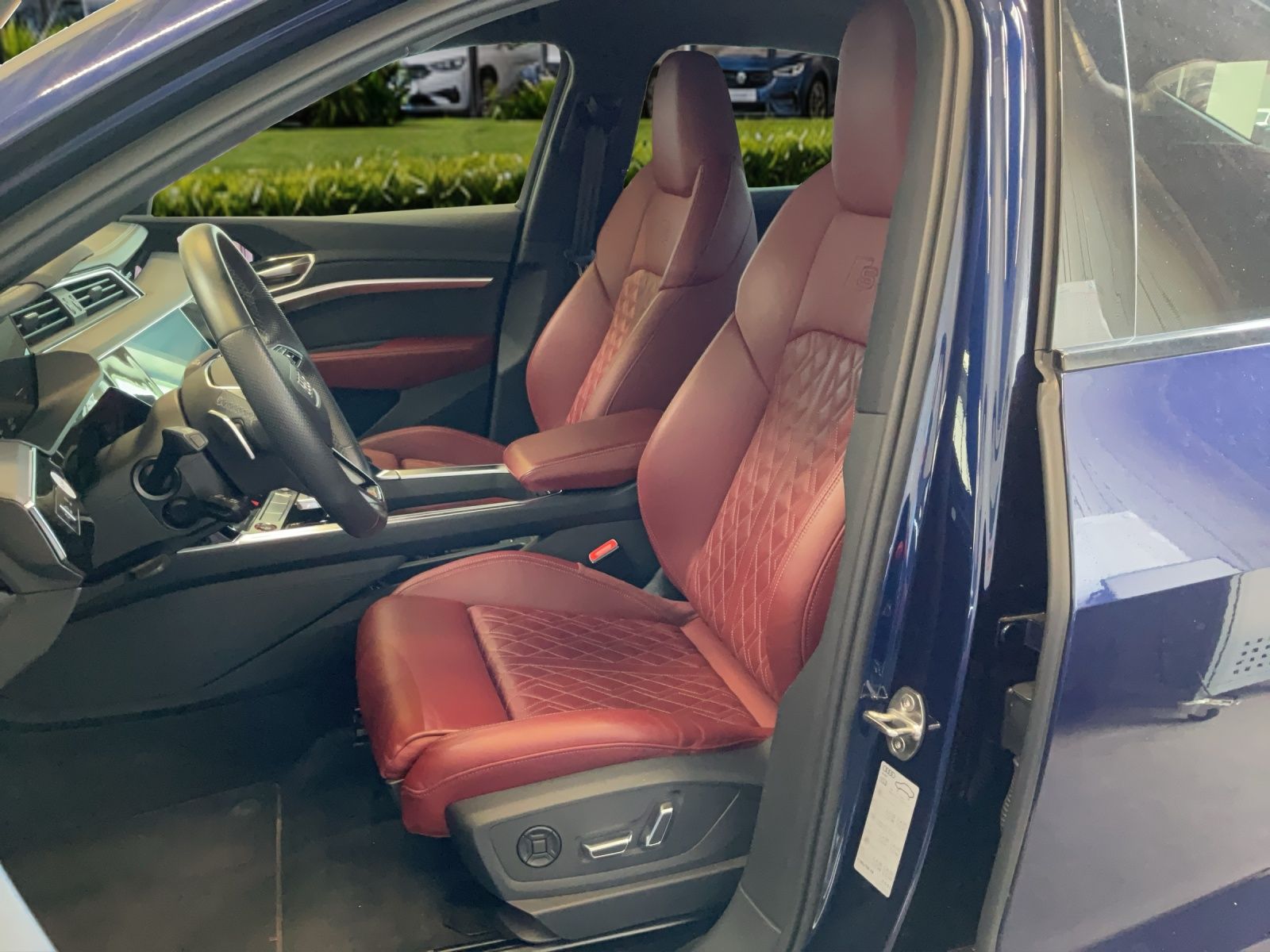 Audi e-tron S quattro foto 5