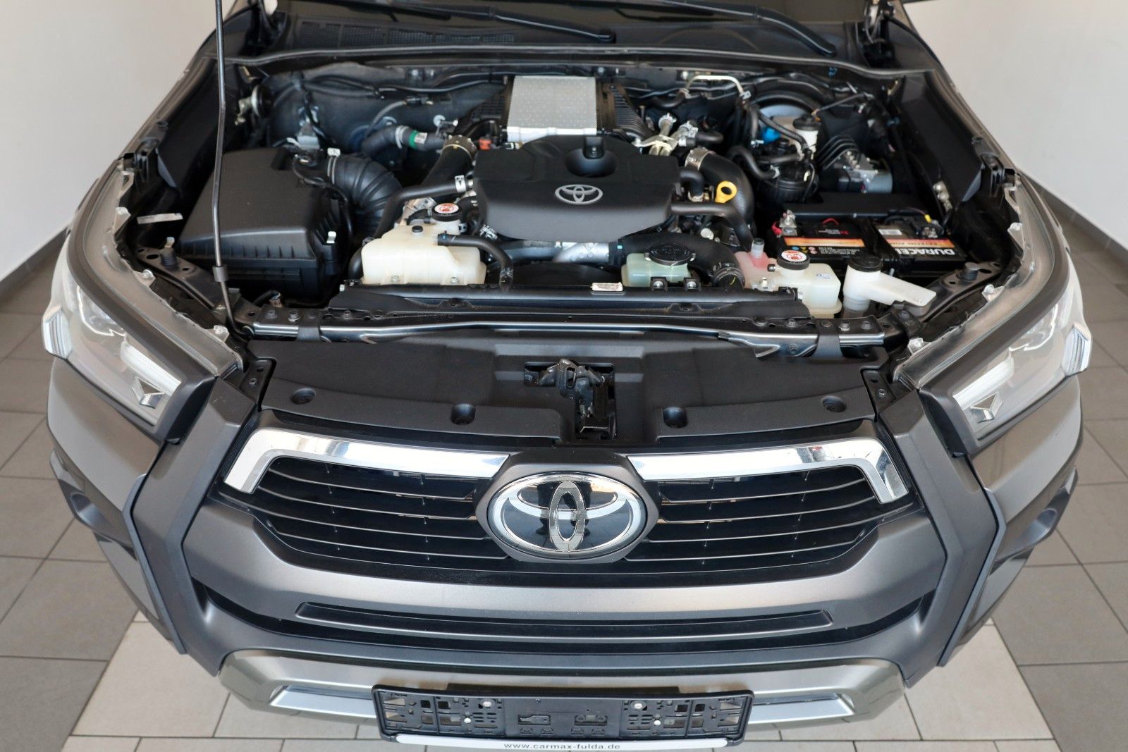 Fahrzeugabbildung Toyota Hilux 2.8 D-4D Invincible,4x4 ,CarPlay,Rollo,AHK