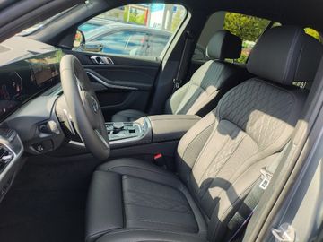 BMW X5 xDrive50e M Sportpaket HK HiFi DAB LED