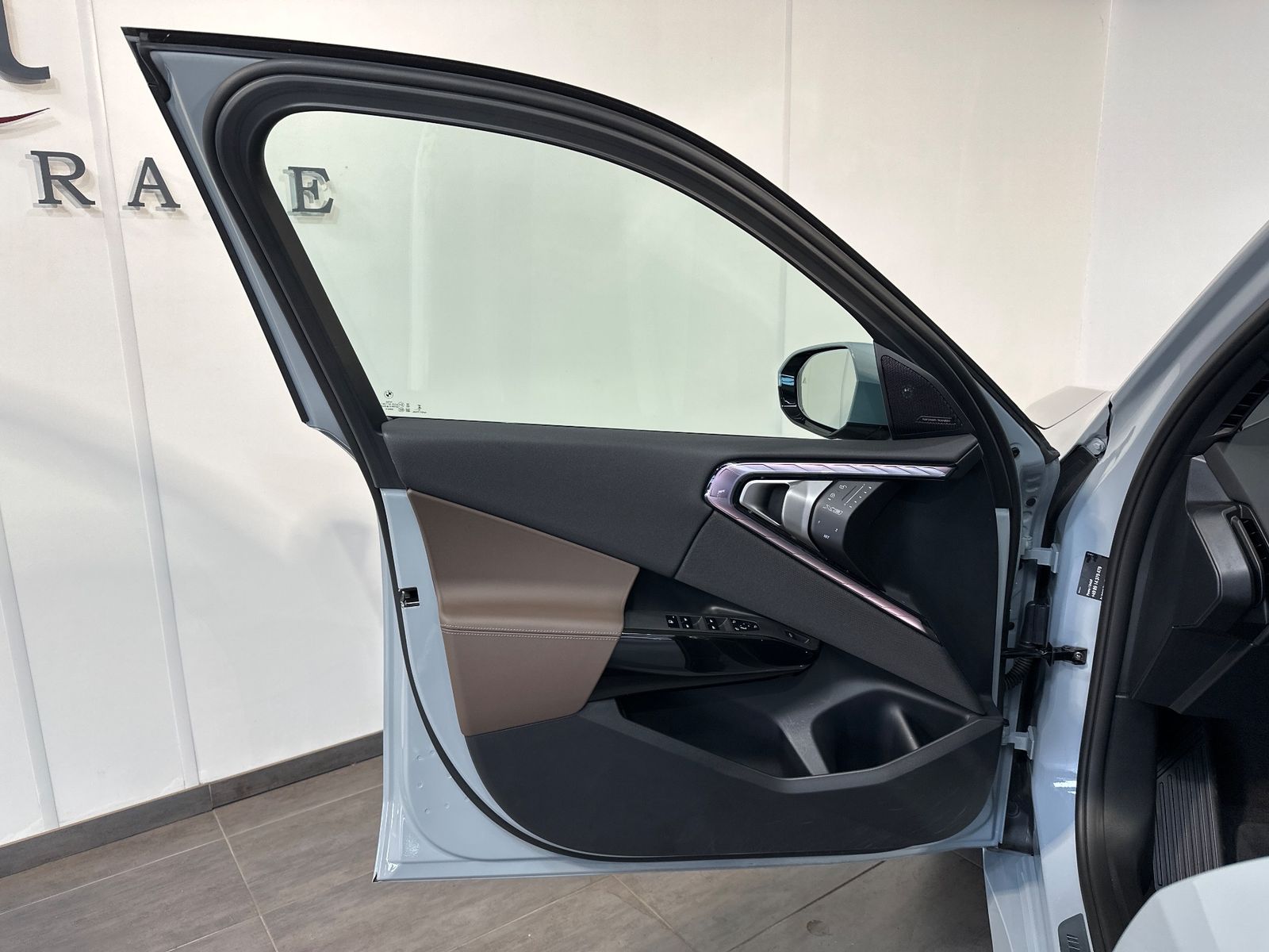 Fahrzeugabbildung BMW X3 40d xDrive M-Sport NAV+LED+PANO+AHK+STHZG