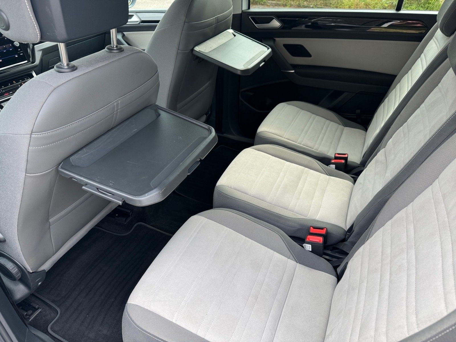 Fahrzeugabbildung Volkswagen Touran Highline 2.0 TDI