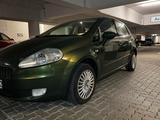 Fiat Punto 1.4 wenig Km. 1.Hand - Fiat Punto Gebrauchtwagen in München