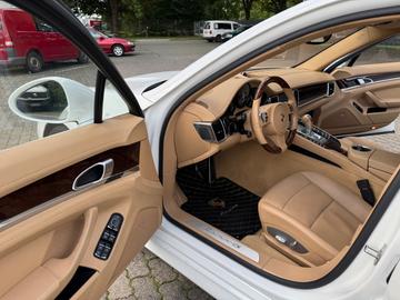 صورة مصغرة 14 لـ 2009 Porsche PANAMERA