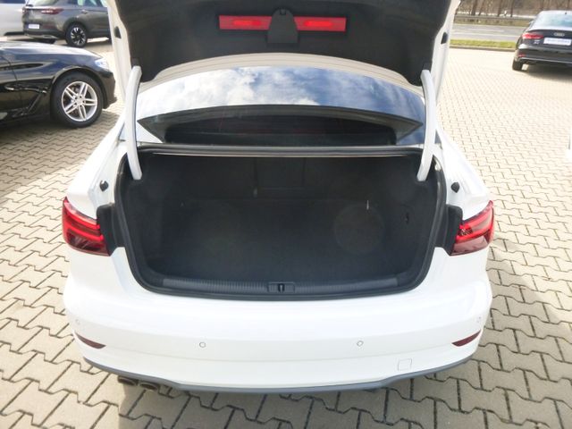 Fahrzeugabbildung Audi A3 Limo 35 TFSI >S Line/PANO/NAV/LED/Sitzheiz<