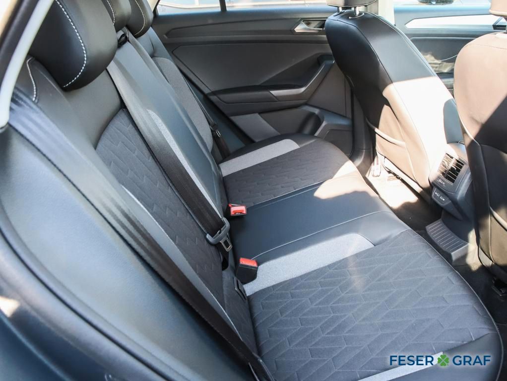 Volkswagen T-Roc - Bild 8
