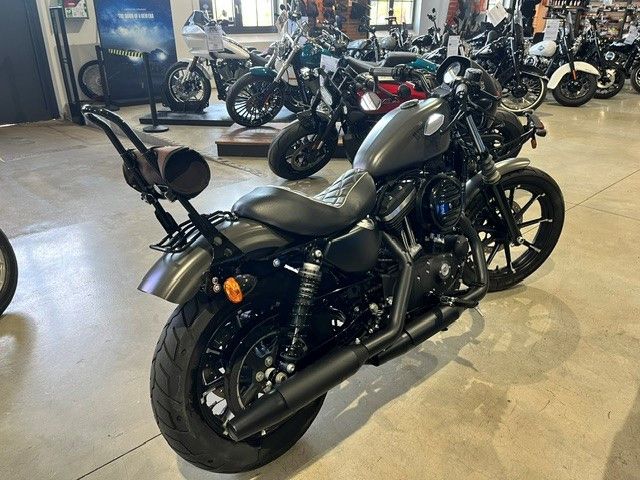 Fahrzeugabbildung Harley-Davidson Sportster XL 883N Iron