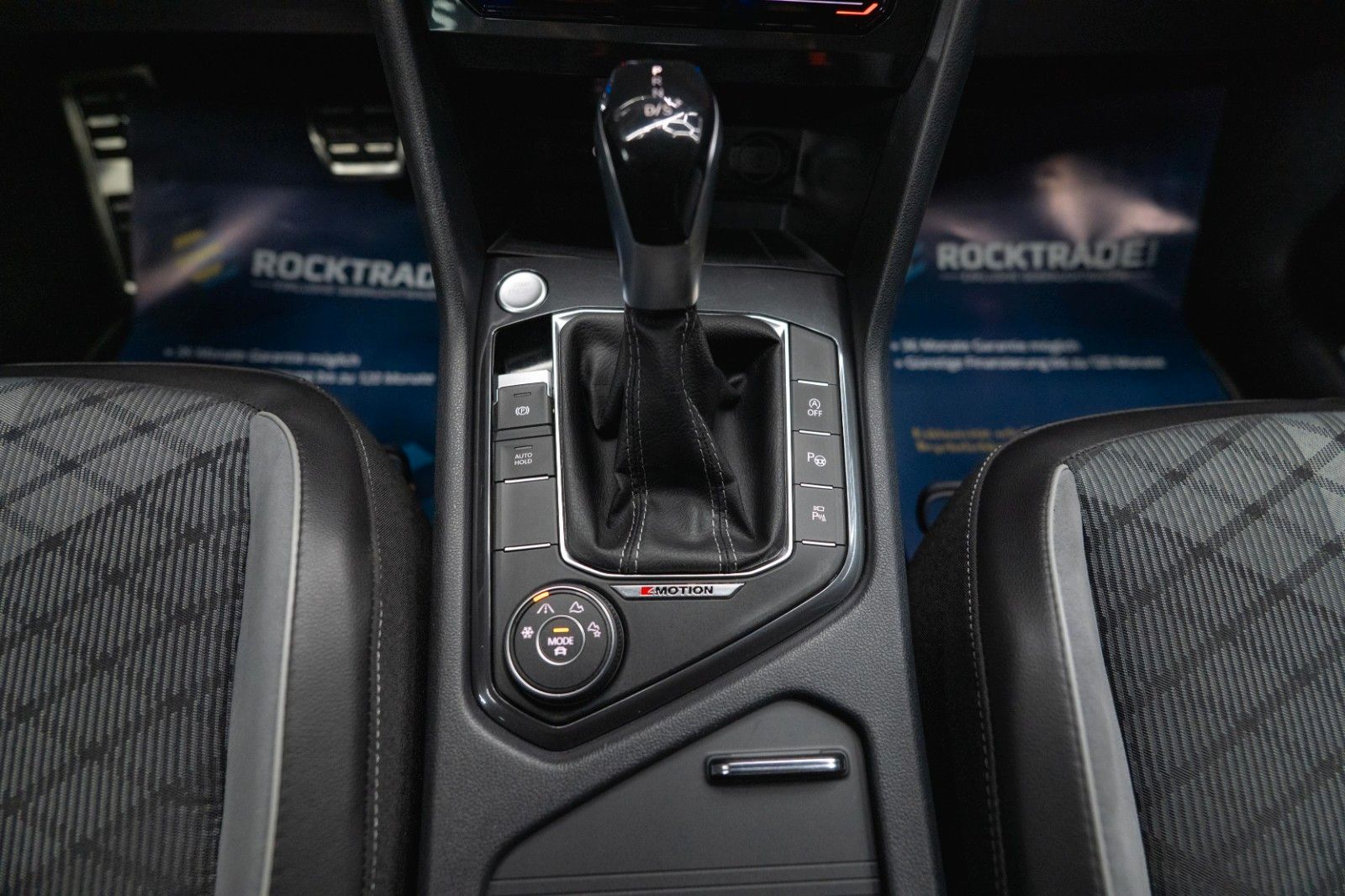 Fahrzeugabbildung Volkswagen Tiguan Allspace R-Line 4Motion HUD | PANO | ACC