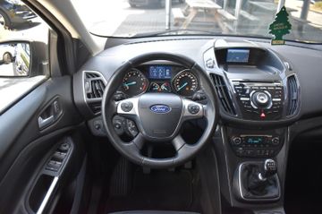 Ford Kuga - 11