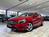 Mercedes-Benz A 180 BlueEfficiency*BI-XENON*KLIMA*SHZ*MFL*PDC* - Mercedes-Benz A 180 in Oberhausen