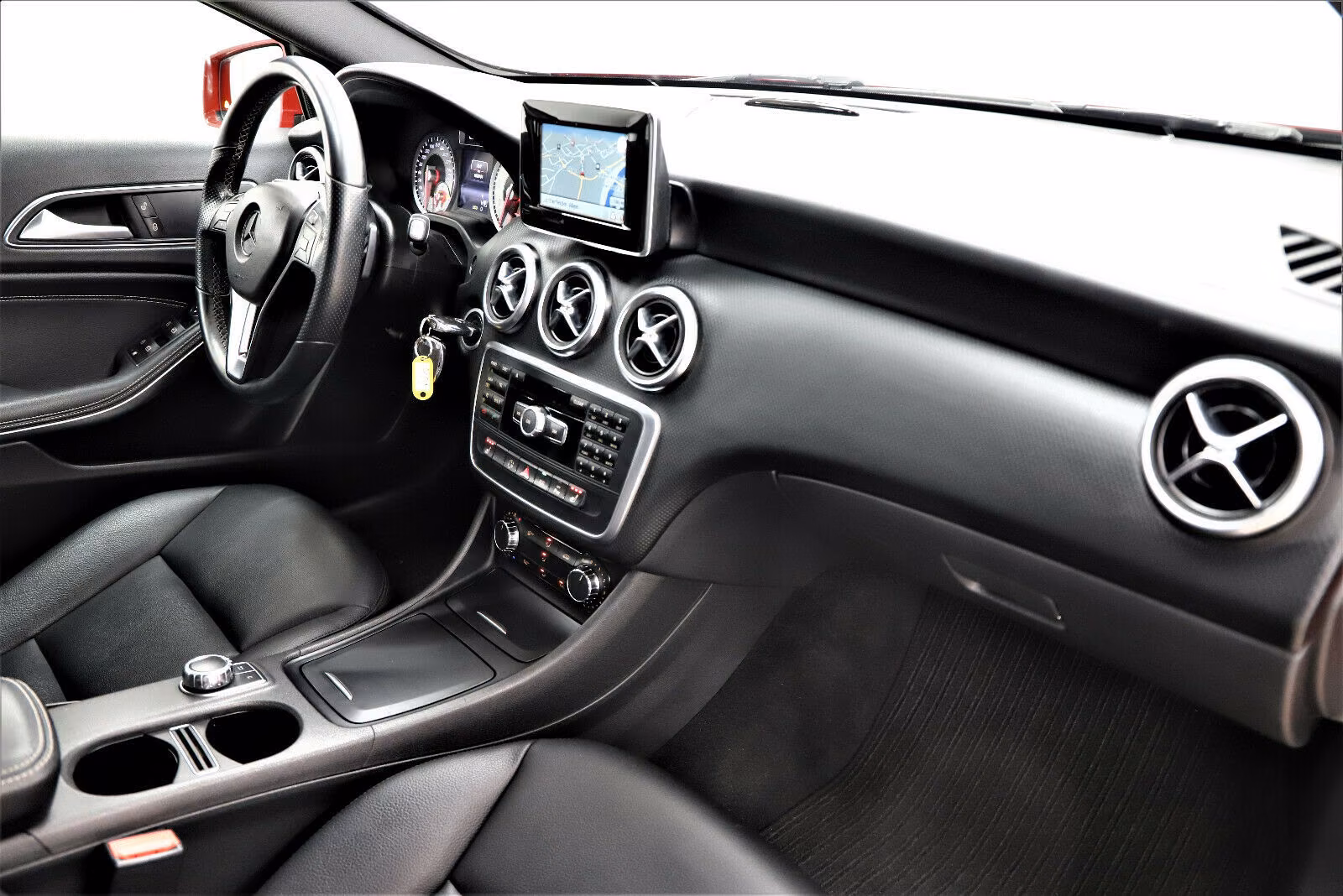 Mercedes-Benz A 250 4Matic 211PS Urban Line 7G DCT Kamera Totw