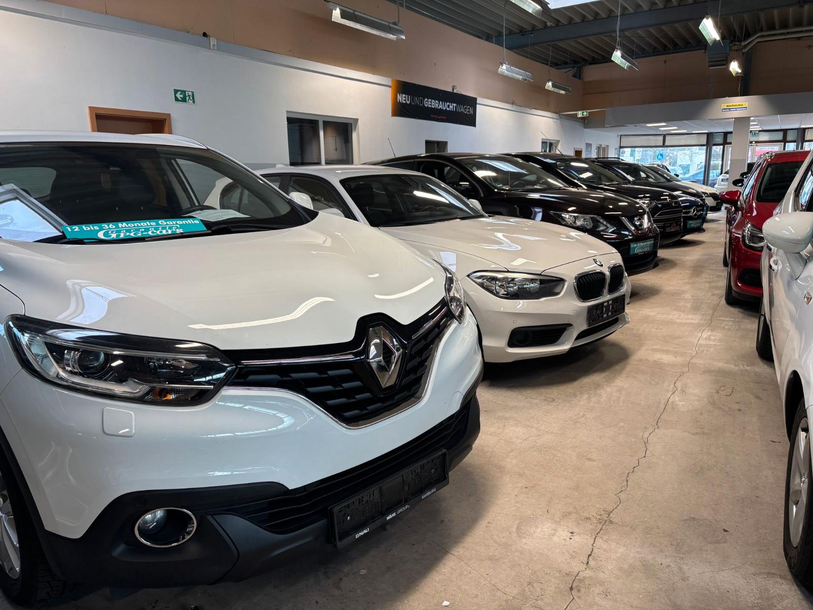showroom-image-top