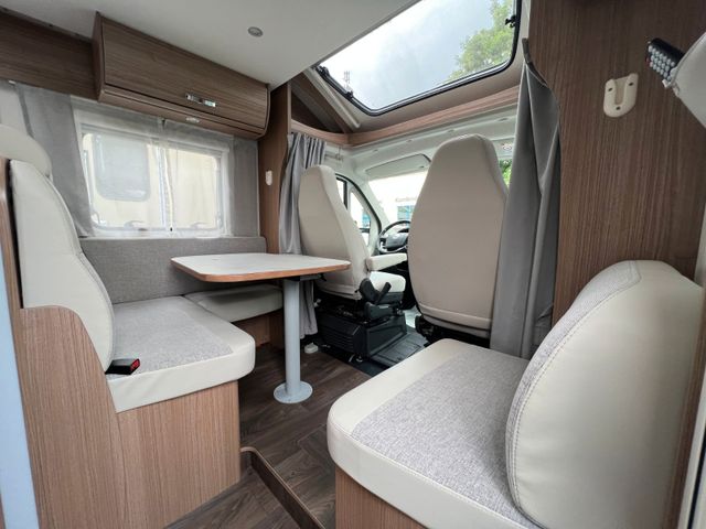 Carado T447 Automatik,Einzelbett,Hubbett,Navi,Markise