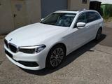 BMW 520d xDrive Touring A  G31 *sehr gepflegt* - BMW 5er Reihe: Kombi, G31