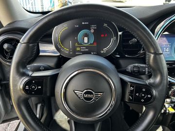 MINI Cooper SE - 10