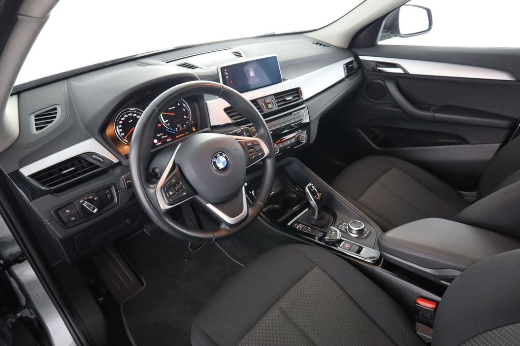 Image of BMW X2