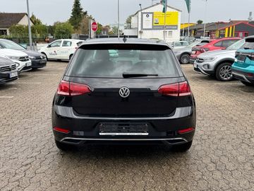Volkswagen Golf Sound 1,0l TSI 110 PS 6-Gang