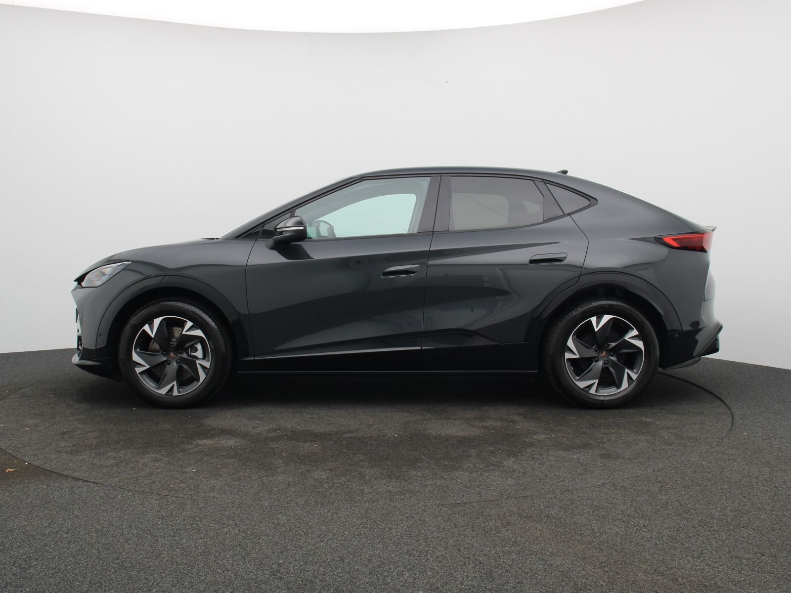 Cupra Tavascan - Bild 4