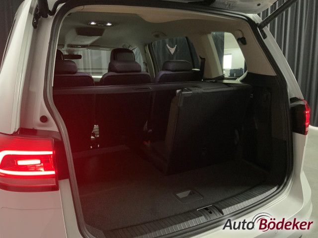 Volkswagen Touran 1.5 TSI DSG Highline Garantie b. 3.12.30