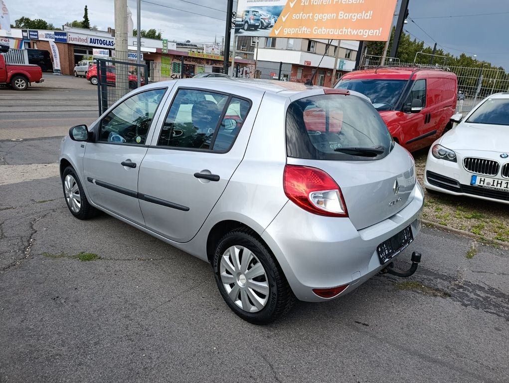 Renault Clio III YAHOO!*KLIMA*AHK*EURO5*VIELE NEUTEILE*