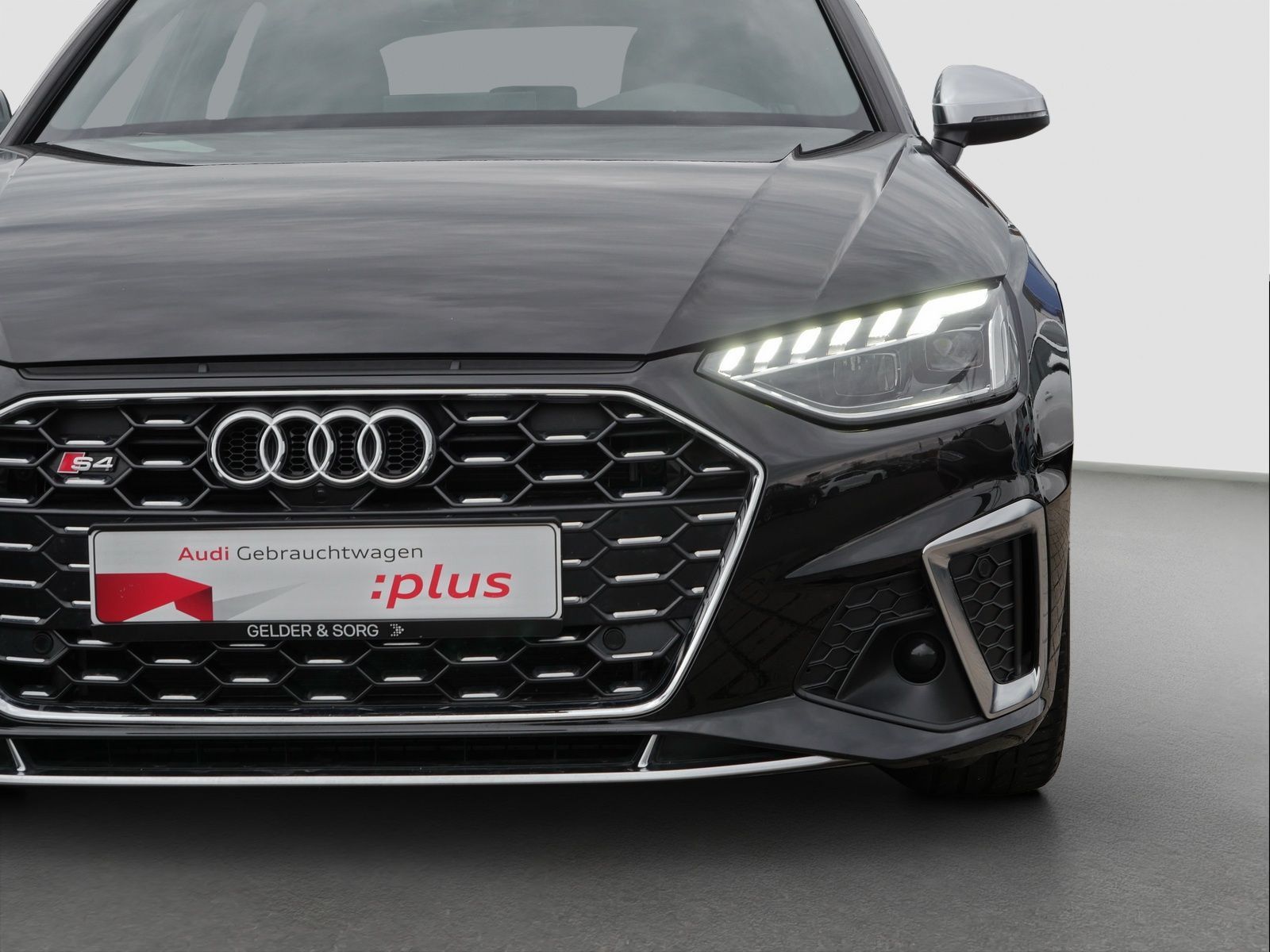 Audi S4 - Bild 12