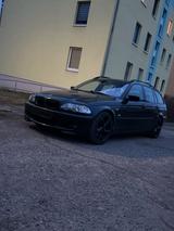 BMW E46 330i Touring TÜV bis 12.26 - BMW 330 mit Benzin-Antrieb: Kombi, E46 330i