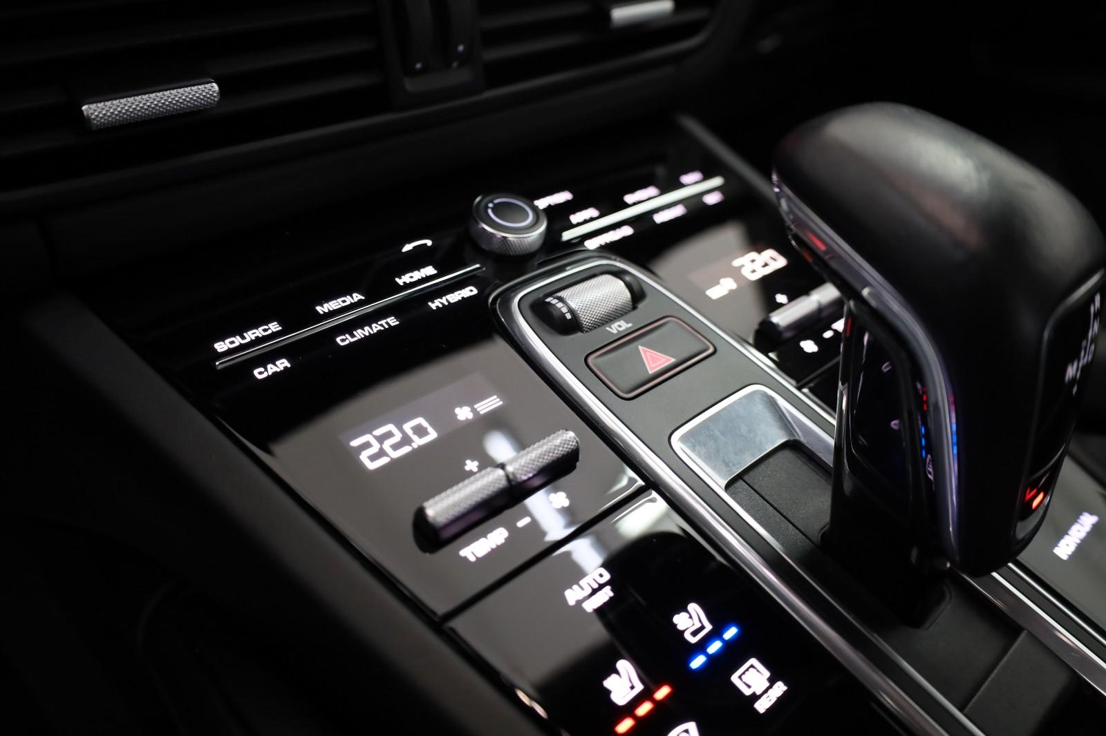 Porsche Cayenne Coupe E-Hybrid,Sport-Chrono,Sitzlüft,AHK