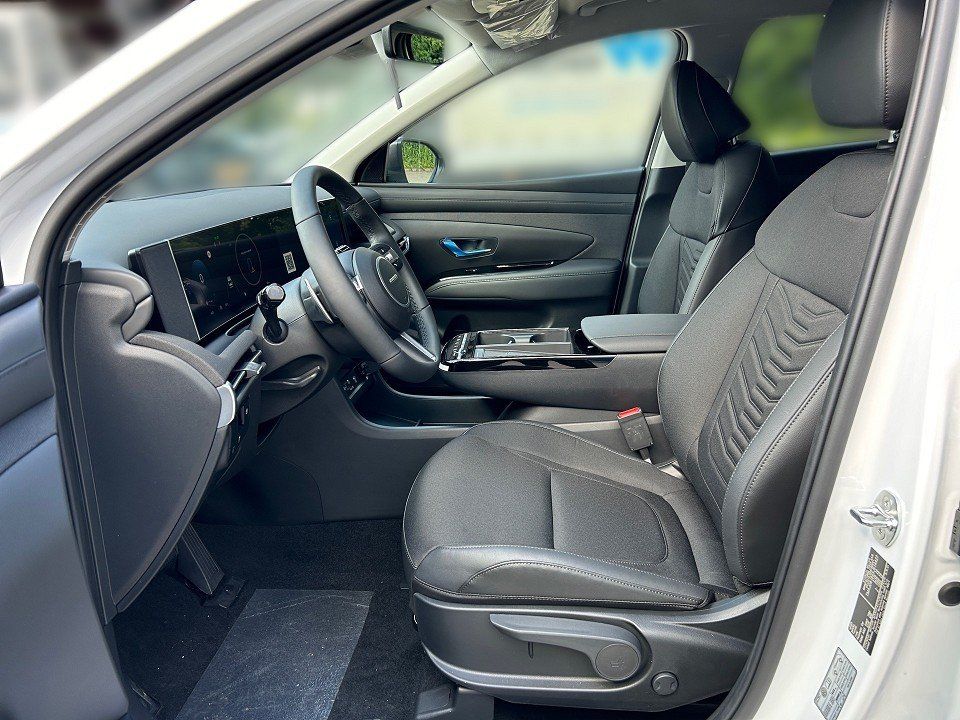 Fahrzeugabbildung Hyundai TUCSON FL PHEV MY25 1.6T 6AT 2WD TREND NAV+LED++
