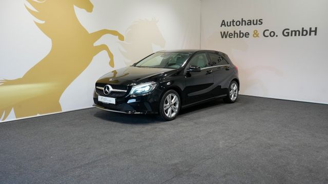 Mercedes-Benz A 180 d Urban Auto. CarPlay Navi LED Keyless PDC