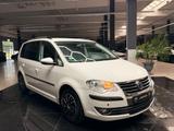 Volkswagen Touran Trendline BlueMotion HU JULI 2027 - Volkswagen Touran: Bluemotion