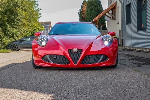 Fahrzeugabbildung Alfa Romeo 4C 1.8 TBi  1 Hand / Inz Tausch möglich