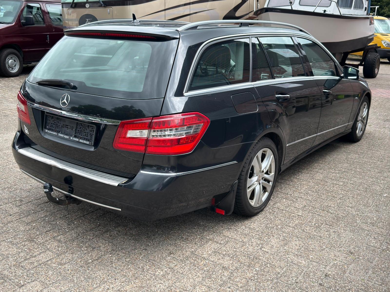 Mercedes-Benz E 220 CDI T BlueEFFICIENCY AVANTGARDE Tüv Neu