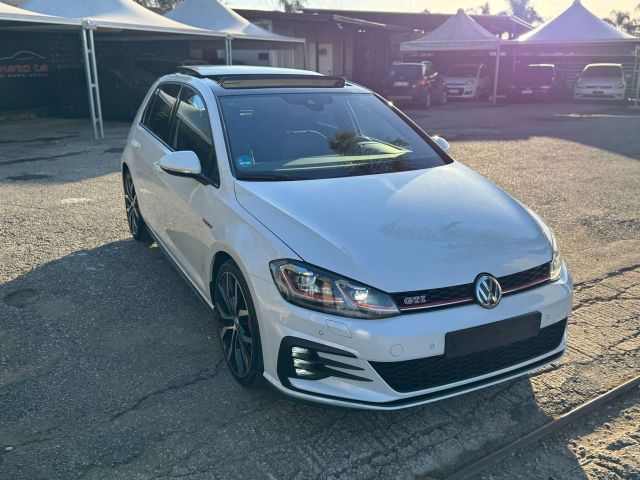 Volkswagen Golf GTI Golf GTI Performance STRAFULL 2.0 245 C