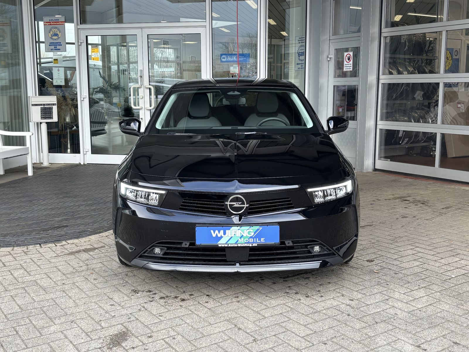 Opel Astra 1.2 Turbo Lim. Edition LED CAM NAVI DAB  imagem 2