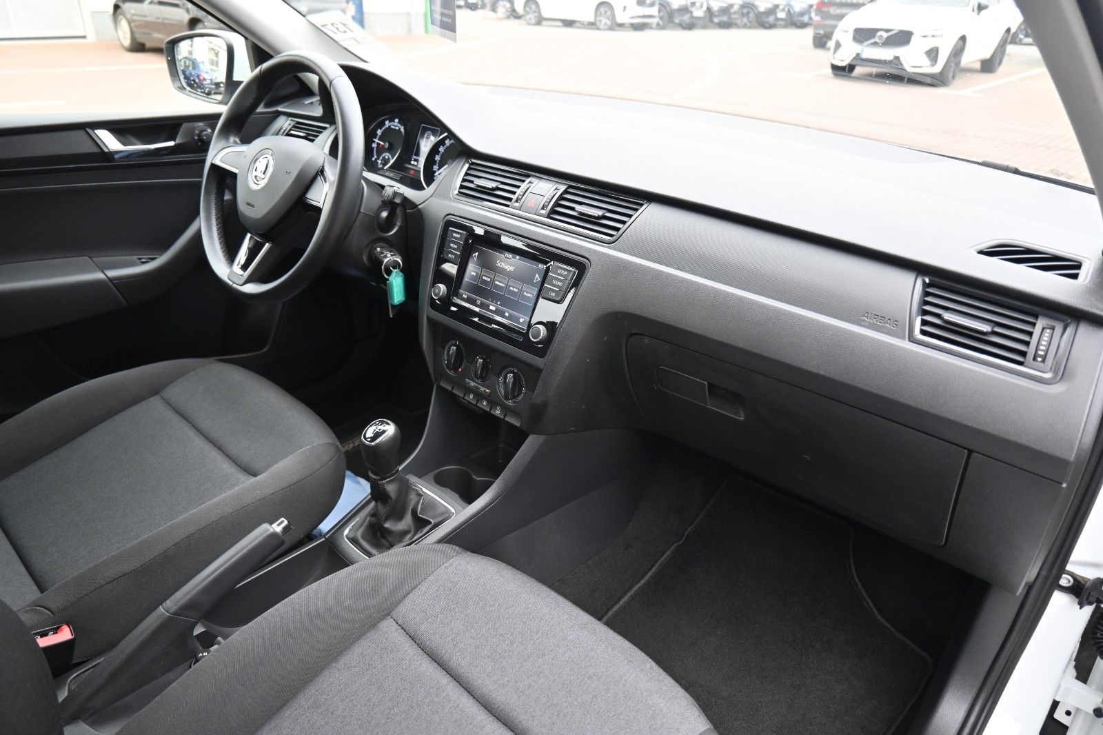 Fahrzeugabbildung SKODA Rapid Spaceback Cool Edition 1.0 TSI