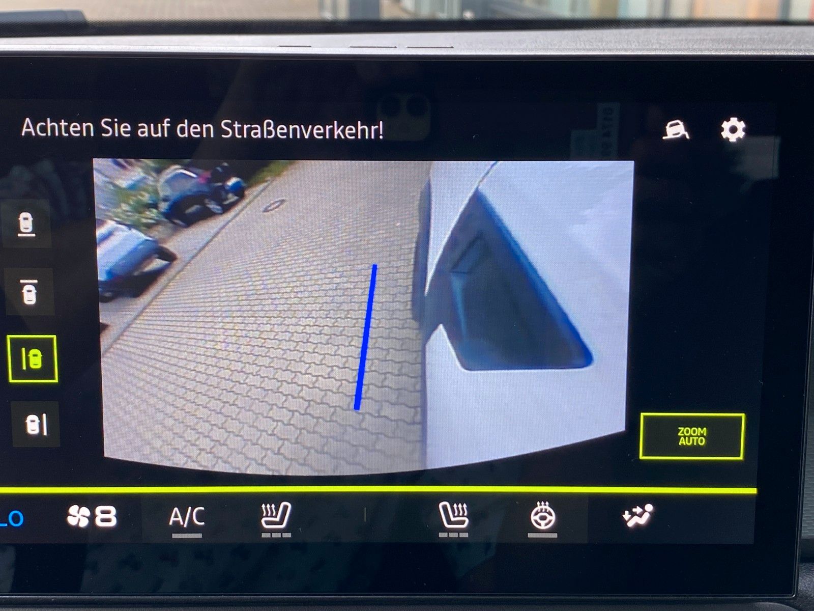 Fahrzeugabbildung Dacia 4x4 TCE 130 Winter-+City-+Techpaket