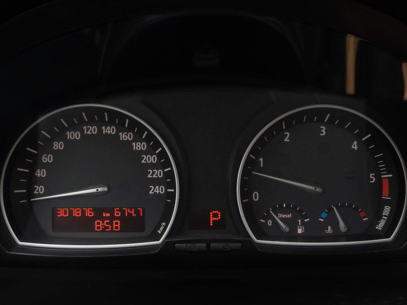 Fahrzeugabbildung BMW X3 xD30d Leder Xenon PDC Sitzhzg Lordos NaviPro
