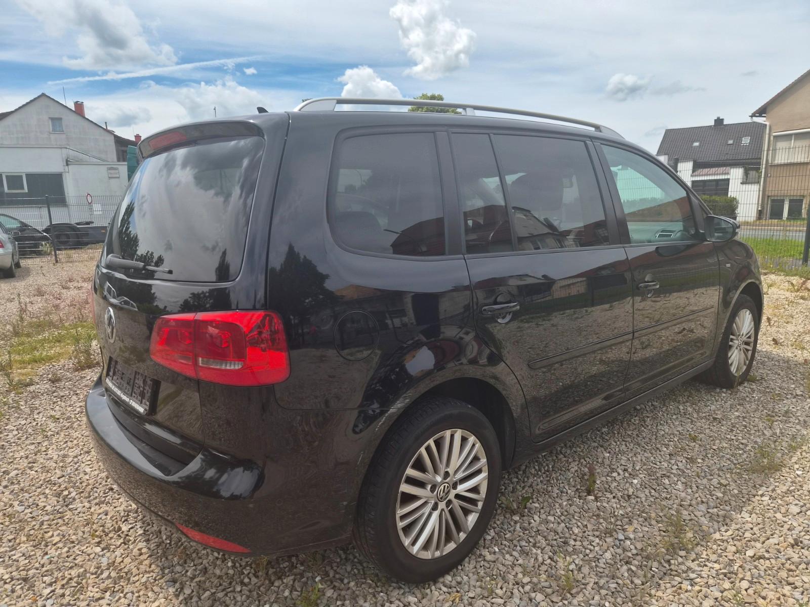 Volkswagen Touran 2014 — photo 6