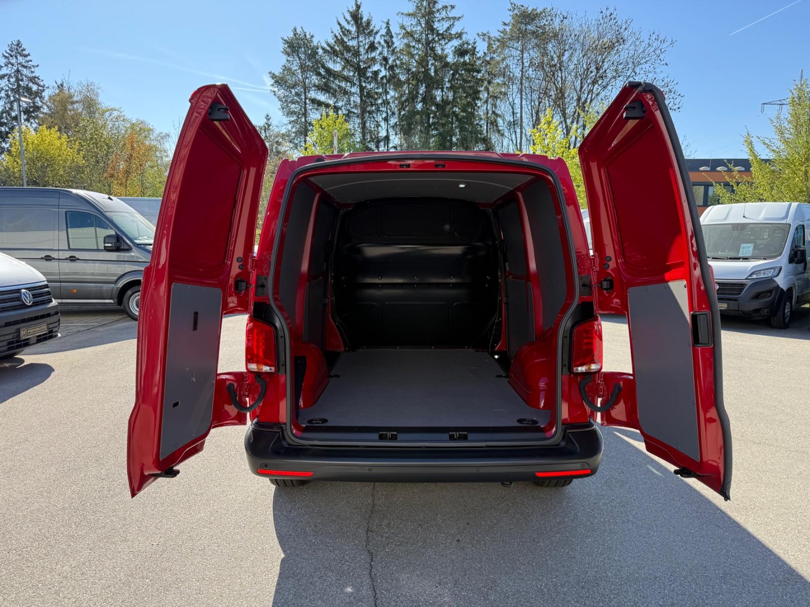 Volkswagen T6.1 Transporter 2.0 TDI LED KAMERA TEMPOMAT STH