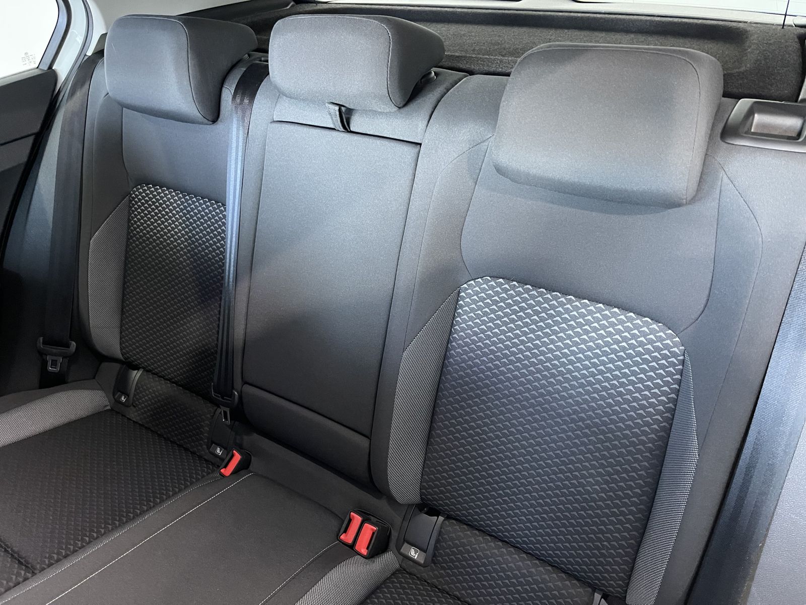 Fahrzeugabbildung Volkswagen Golf Active 2.0 TDI*VW-Anschlussgarantie*AHK*Cam