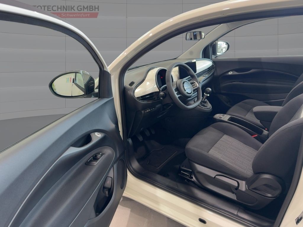 Fahrzeugabbildung Fiat 500 1.0 Icon Hybrid Cabrio,K-Paket, LMF, PDC, Rü