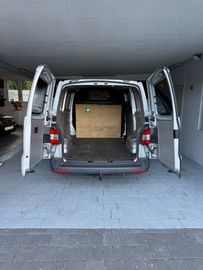Volkswagen T5 Transporter - 5