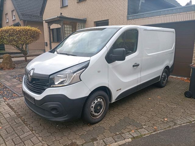 Renault Trafic 3 Transporter Kastenwagen 1...