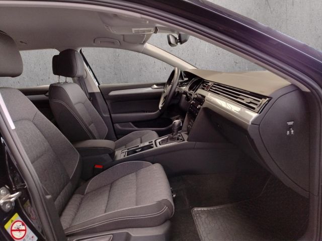Passat Variant Business 2.0 TDI DSG Klima Navi