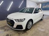 Audi A1 Sportback 30 TFSI 1.Hand SHZ Klima PDC Tempom - Audi A1: Weiß