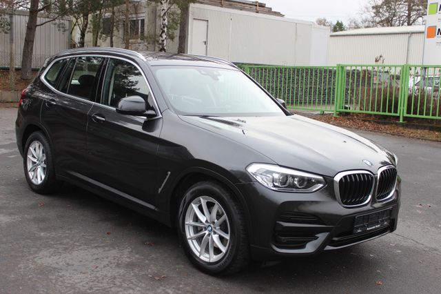 BMW X3 xDrive 20d/Leder/Navi/PDC/1Hand