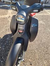 Honda NEUWERTIGE Super CUB 125ccm & NEU TÜV + KD *Top - MOTORRAD 125 CCM