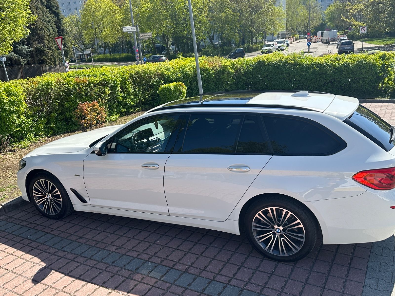 BMW BMW 520d G31 | Panorama | TÜV NEU | Bremsen NEU 